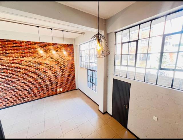 1 BEDROOM PROPERTY TO RENT IN BRAAMFONTEIN